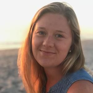 Meet your Posher, Courtney